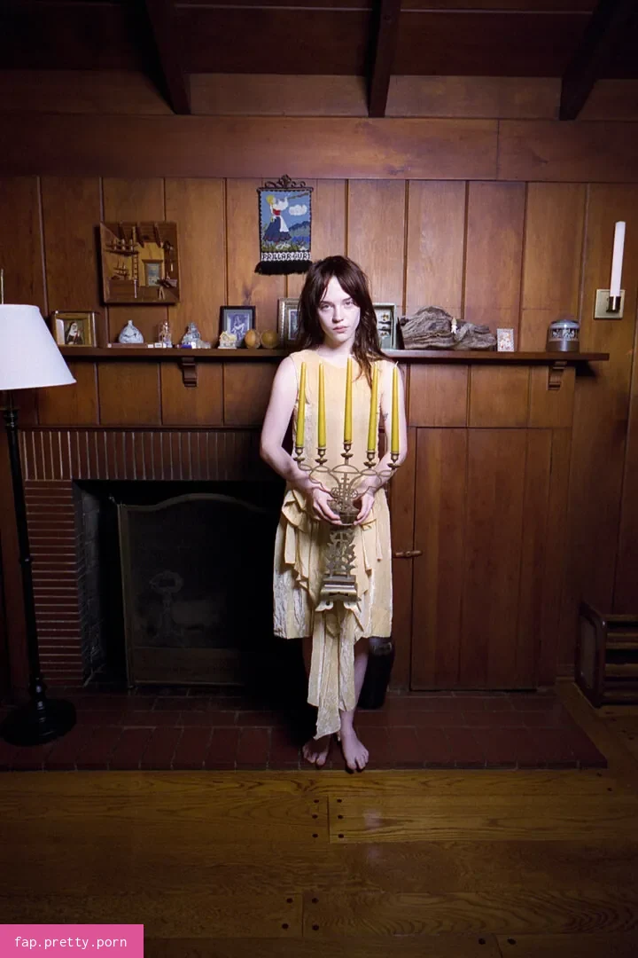 Sophie Thatcher - Photo #24