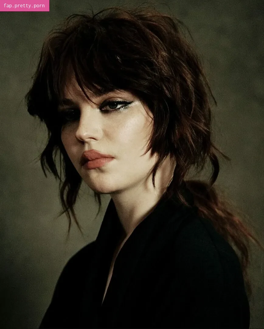 Sophie Thatcher - Photo #36