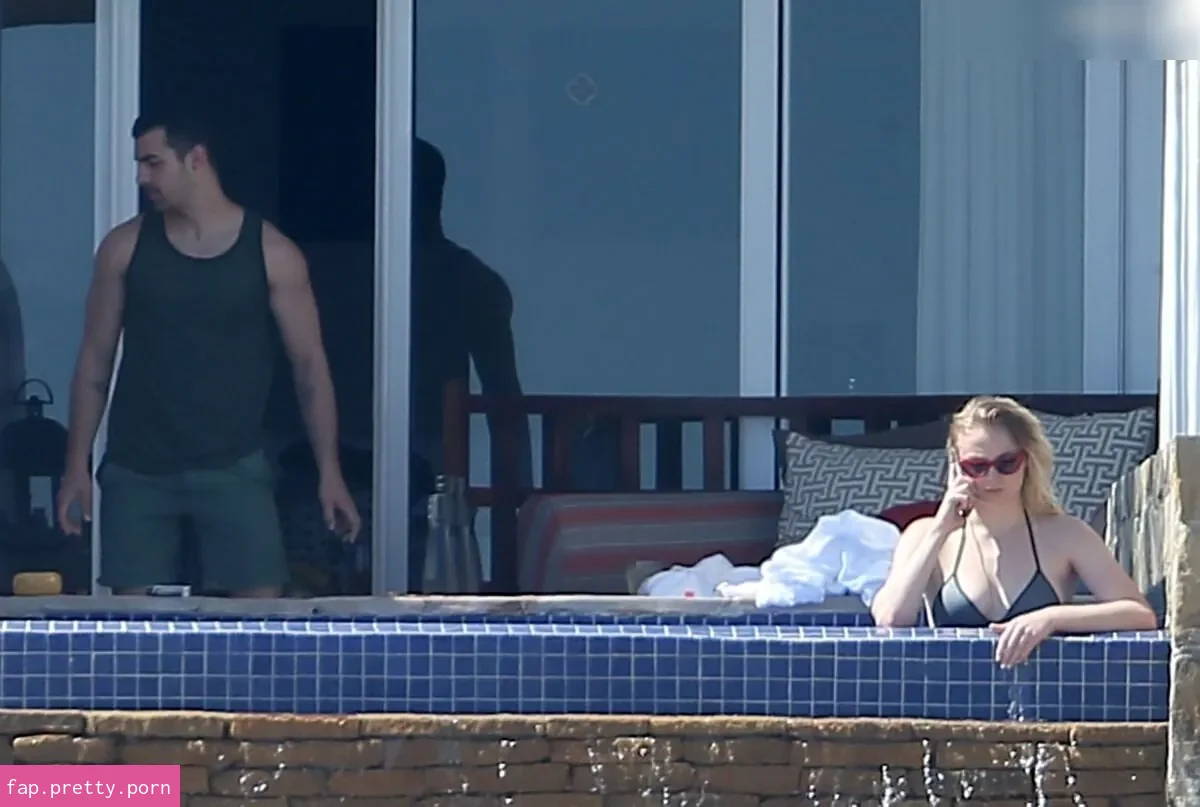 Sophie Turner - Photo #64