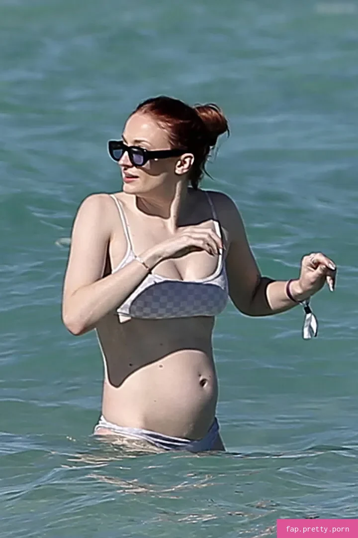 Sophie Turner - Photo #81