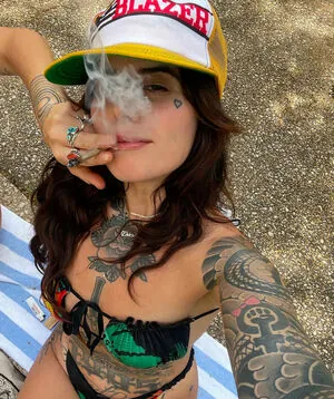 Stonedbettyyy
