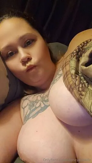 stoneyhotwifefree