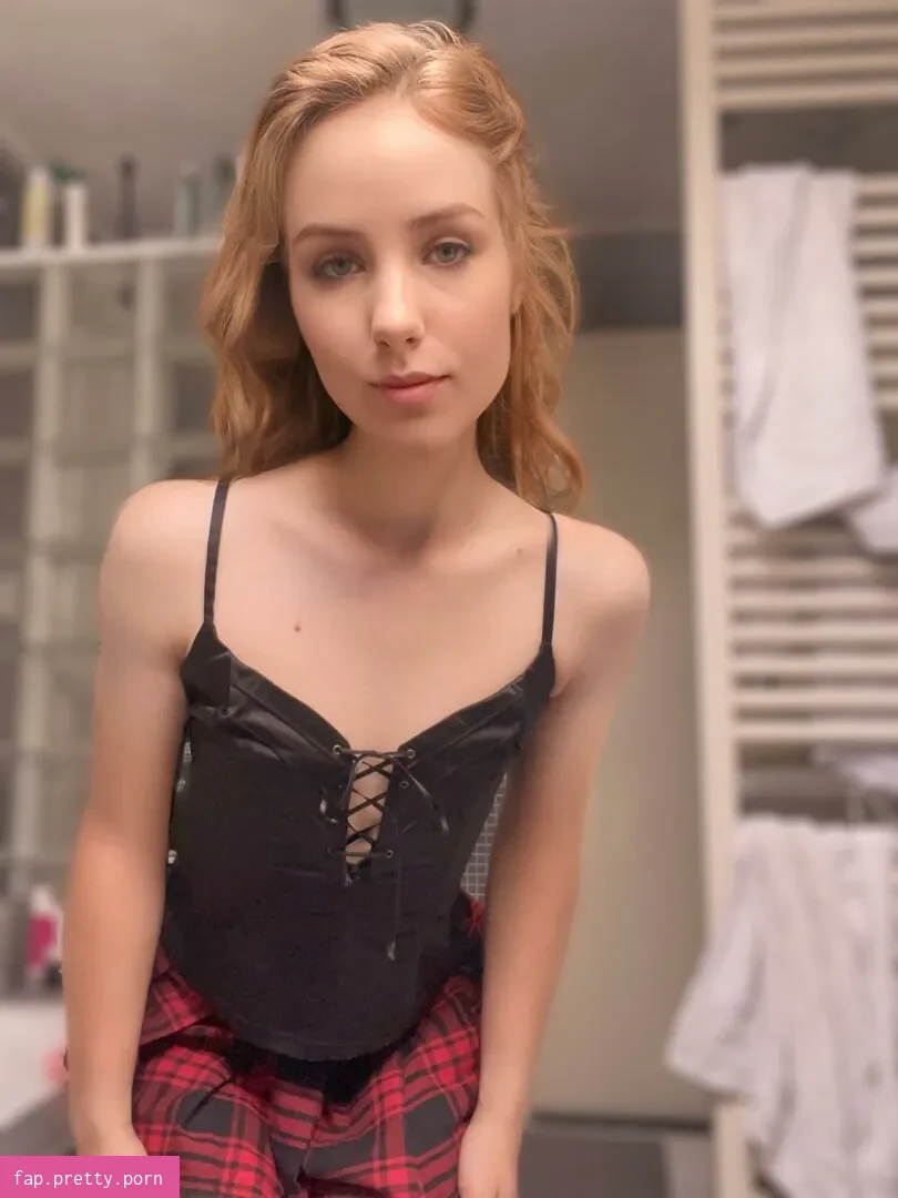 Strawberrysissy - Photo #04