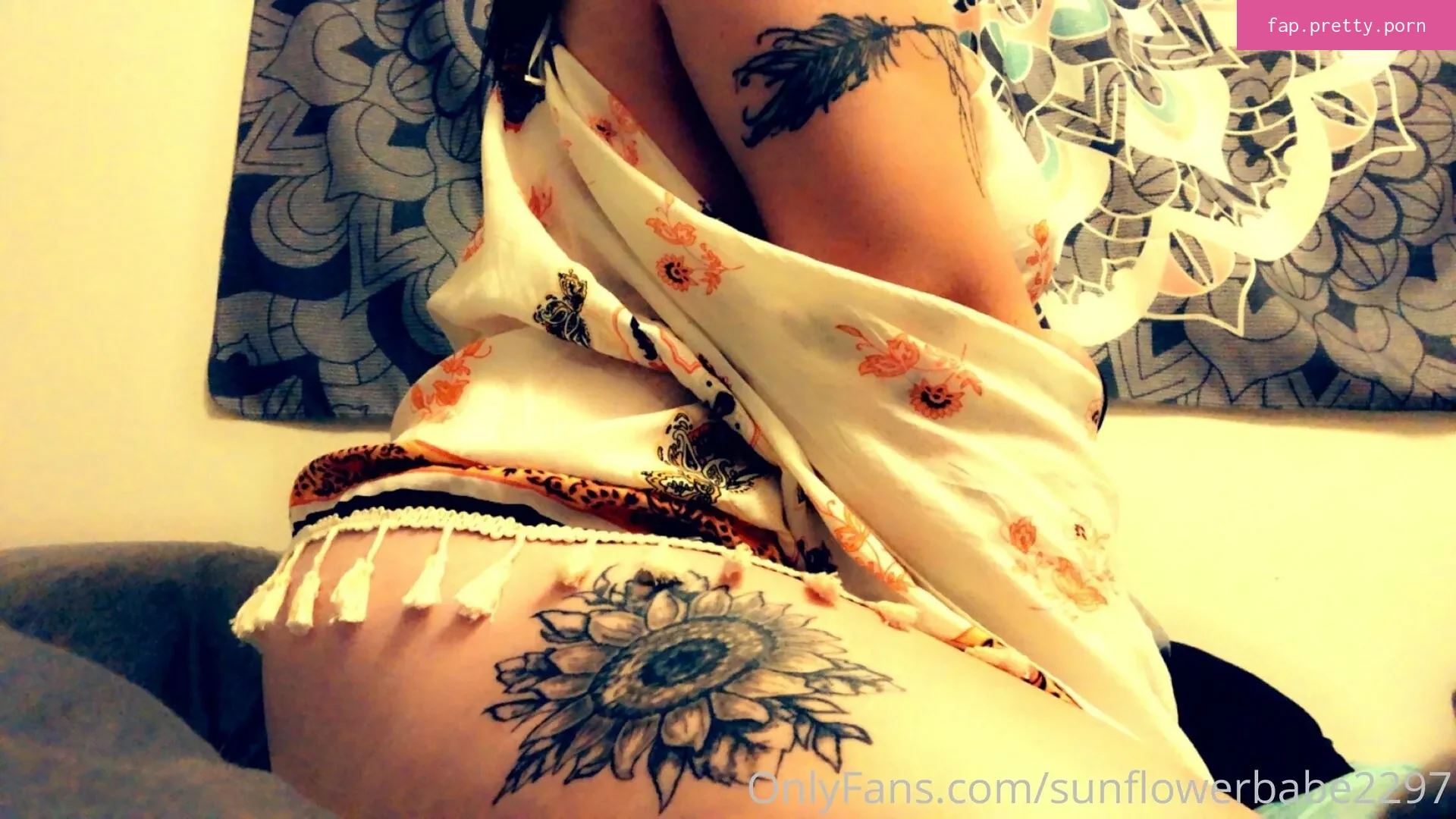 sunflowerbabe2297 - Photo #03