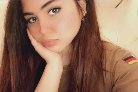 Suzan9