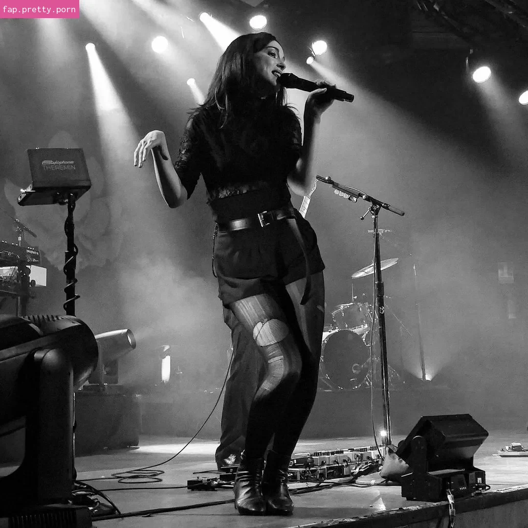 St Vincent - Photo #40