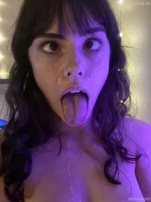 Stella Violet