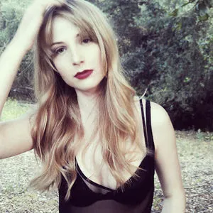 Stevie Wynne Levine