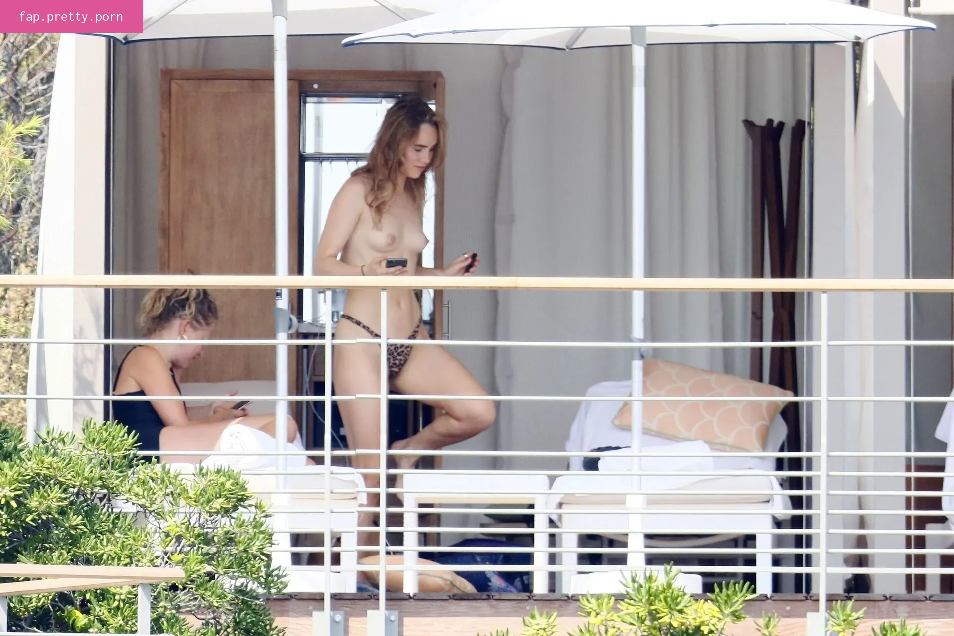 Suki Waterhouse - Photo #53