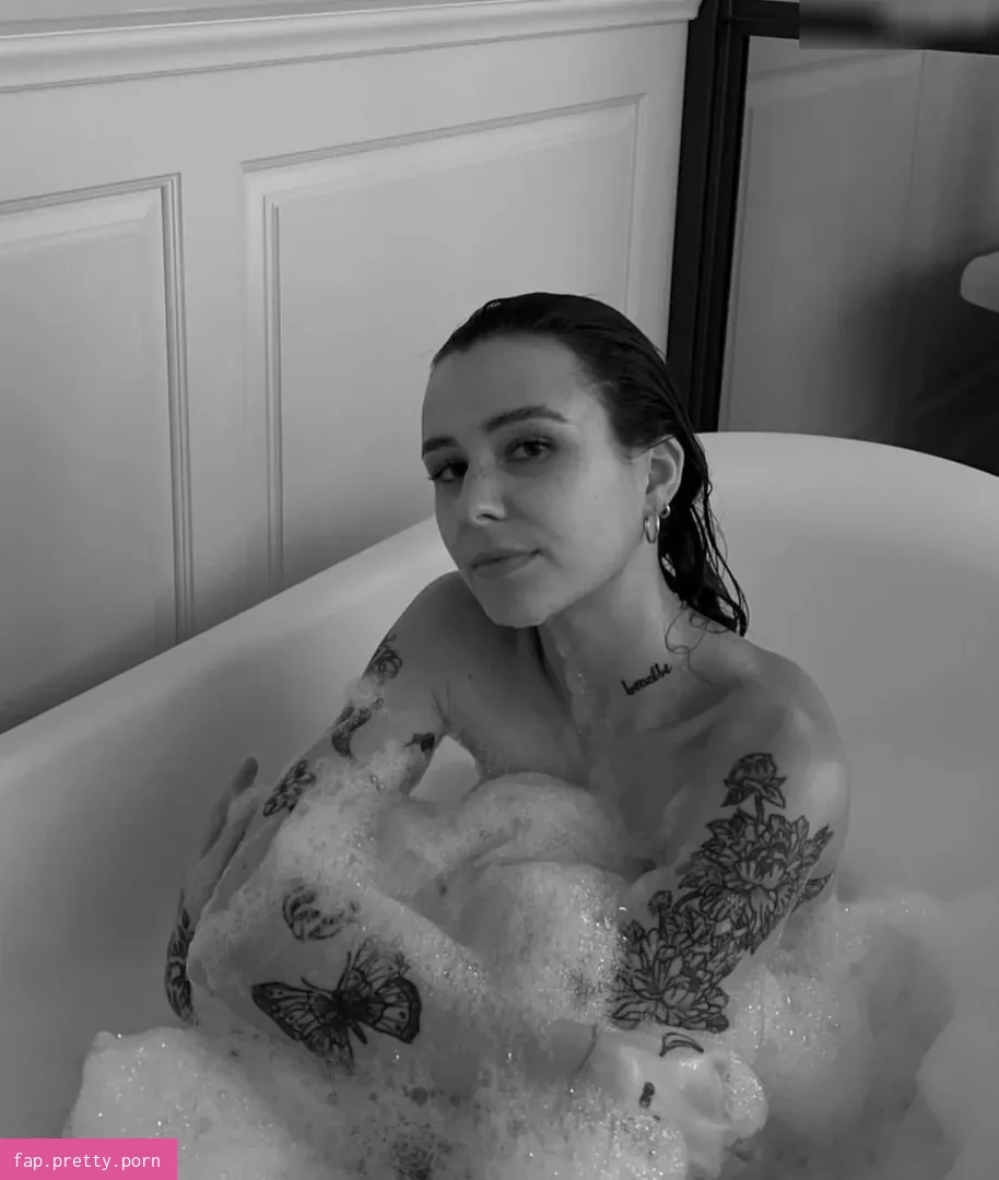 Susanna Wurz - Photo #01