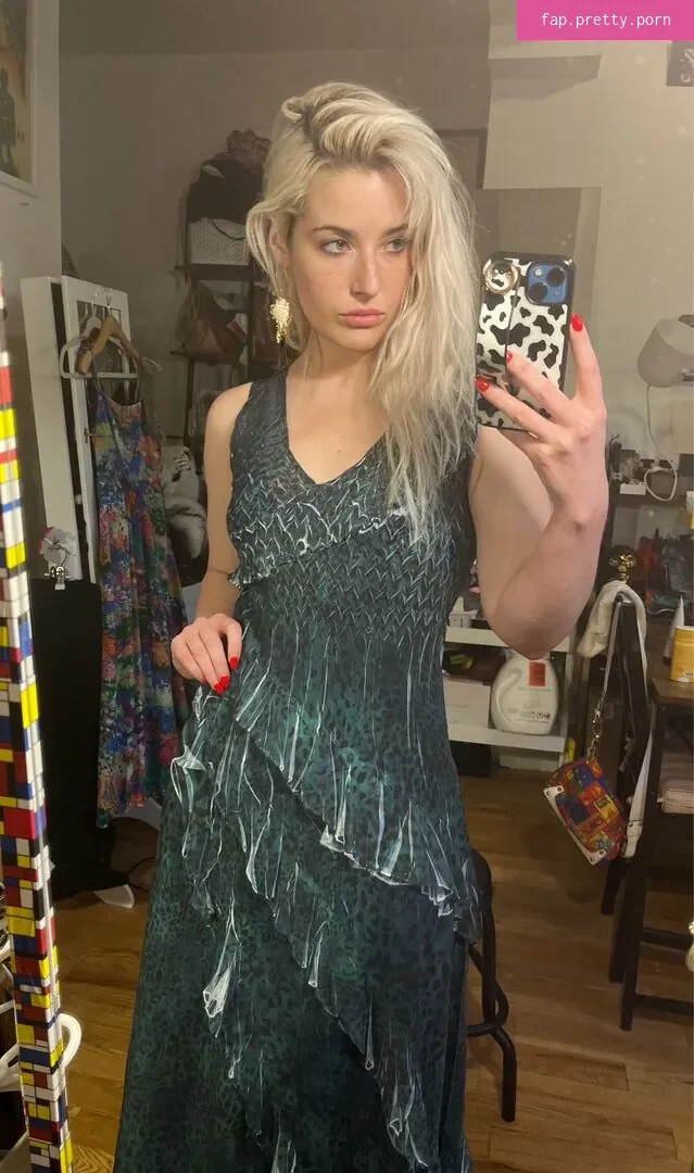 sweatieangle - Photo #25