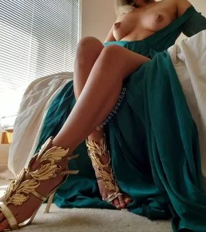 sweetpeachxo