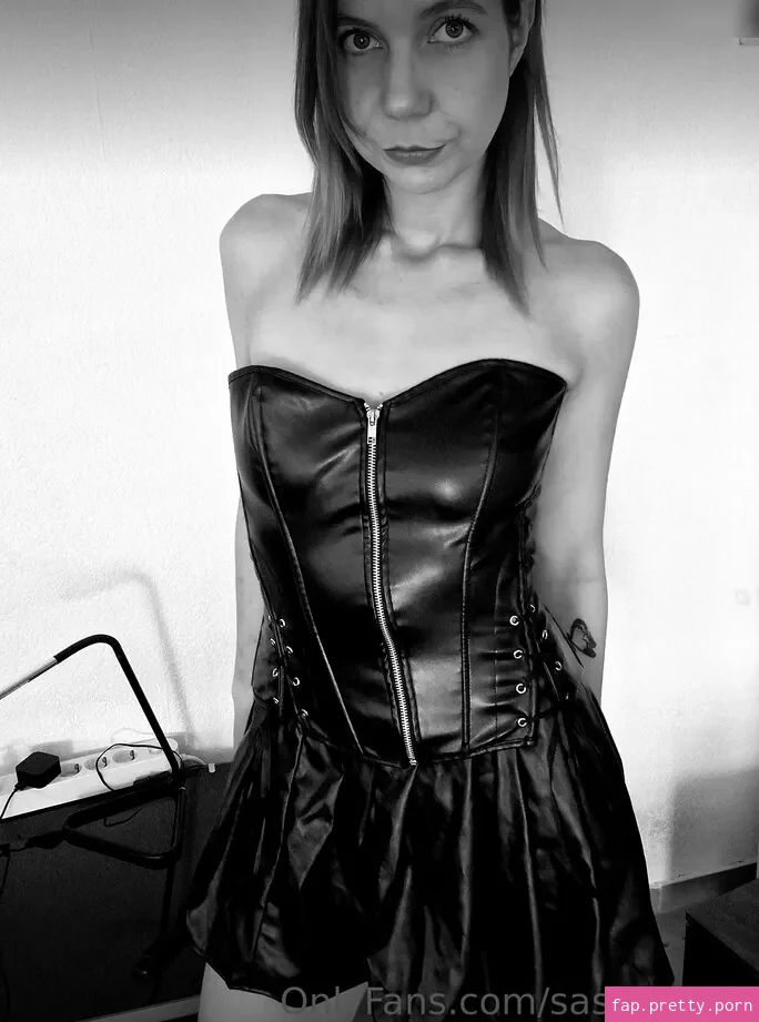 sassi.xoxo - Photo #11