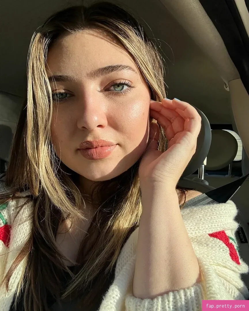 Shelby Young - Photo #12