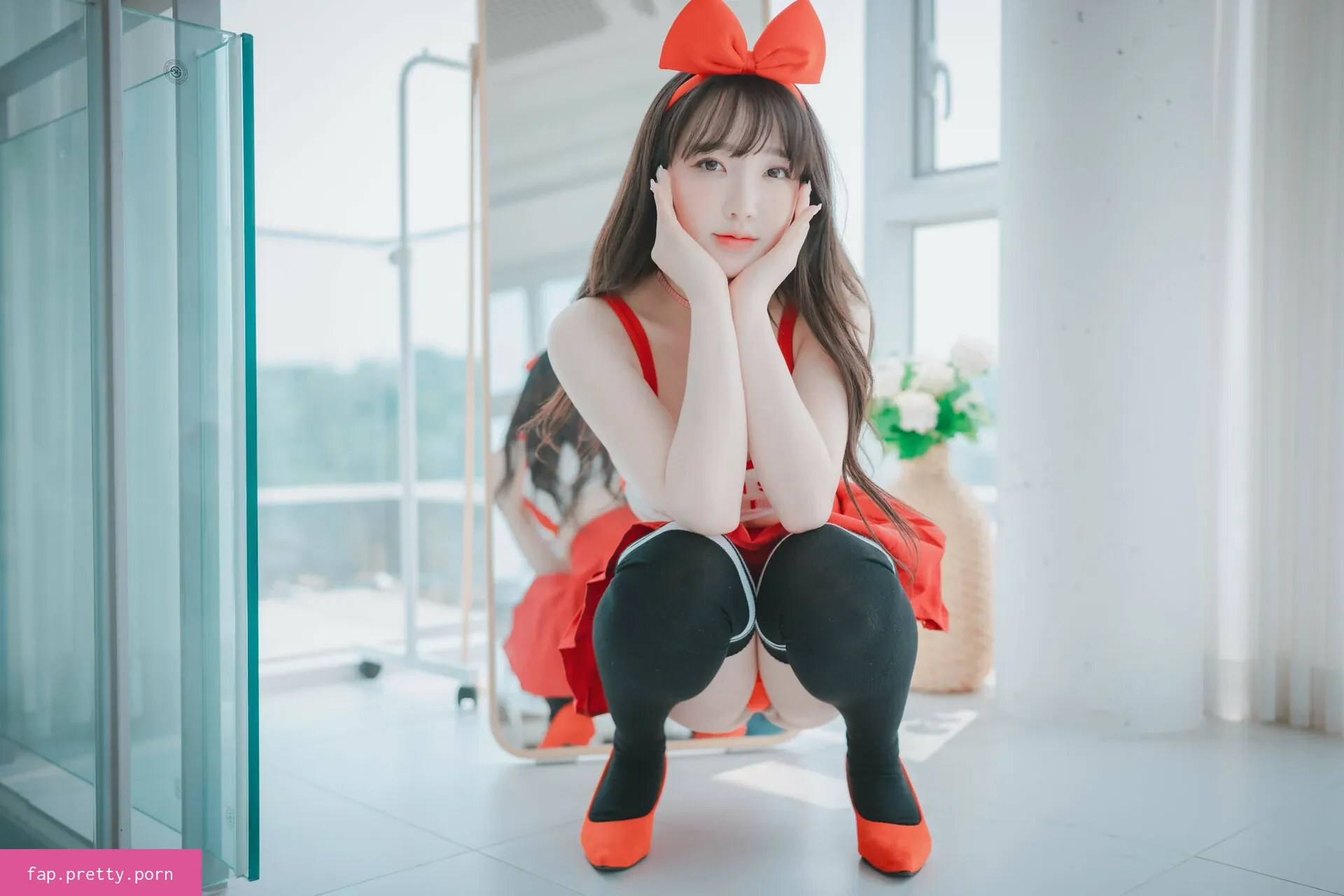 Son Ye Eun - Photo #95