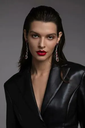 Sasha Zotova