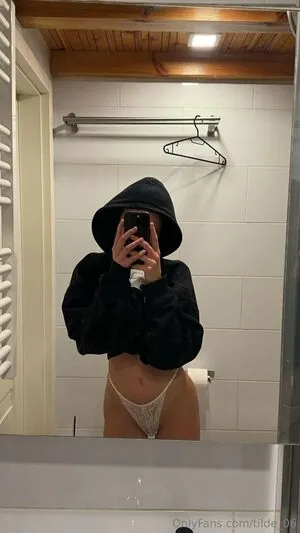 tilde_06