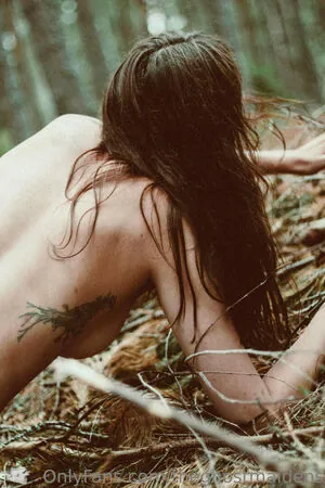 Theghostmaidens