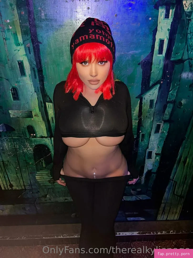 therealkyliepage - Photo #55