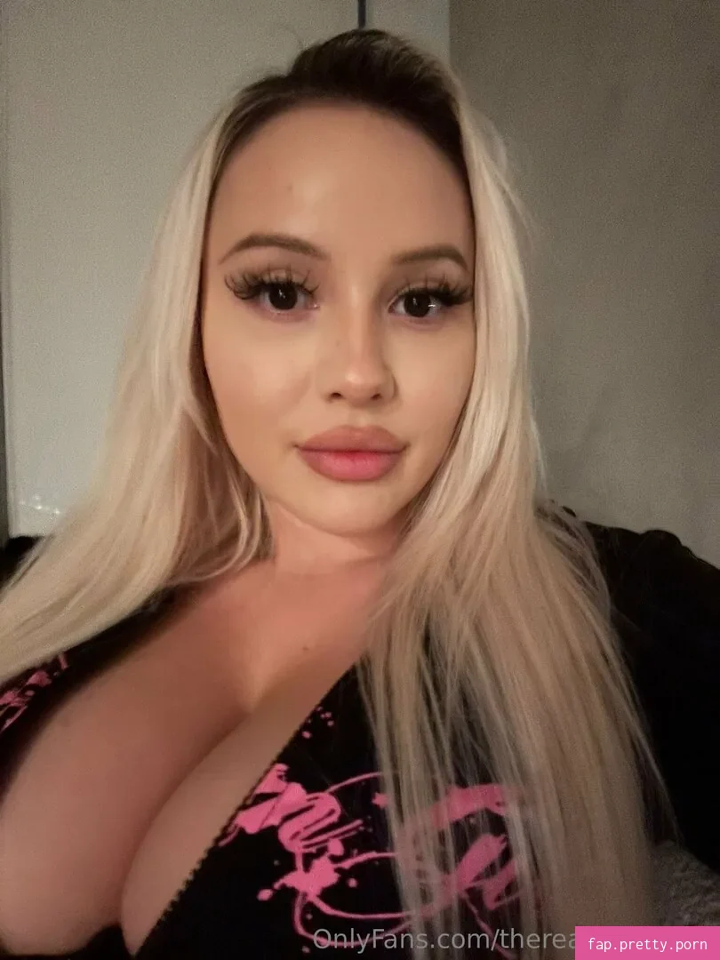 therealkyliepage - Photo #15