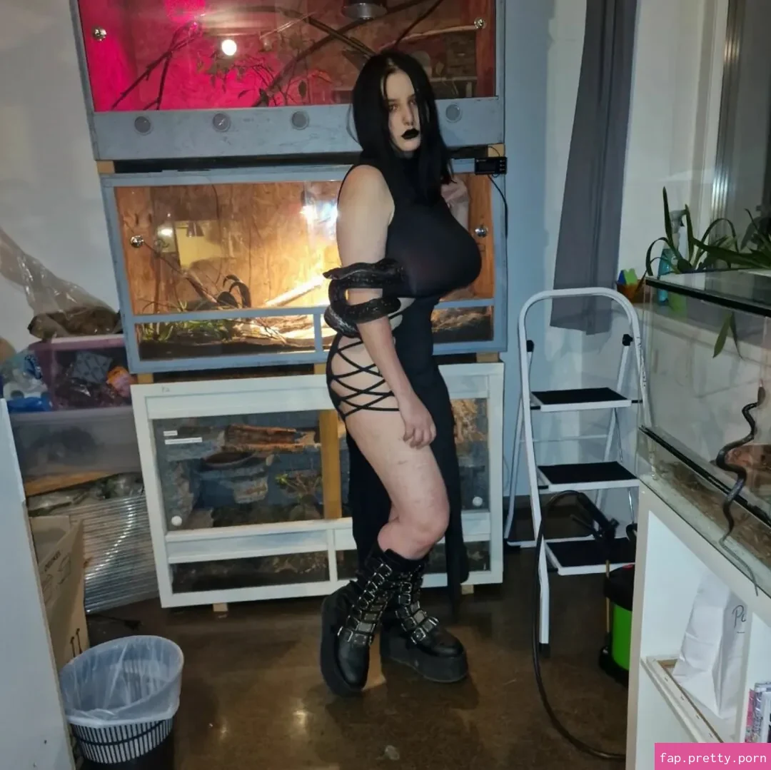 thethreeheadedsnake - Photo #73