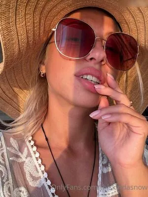 thiskindasnow content