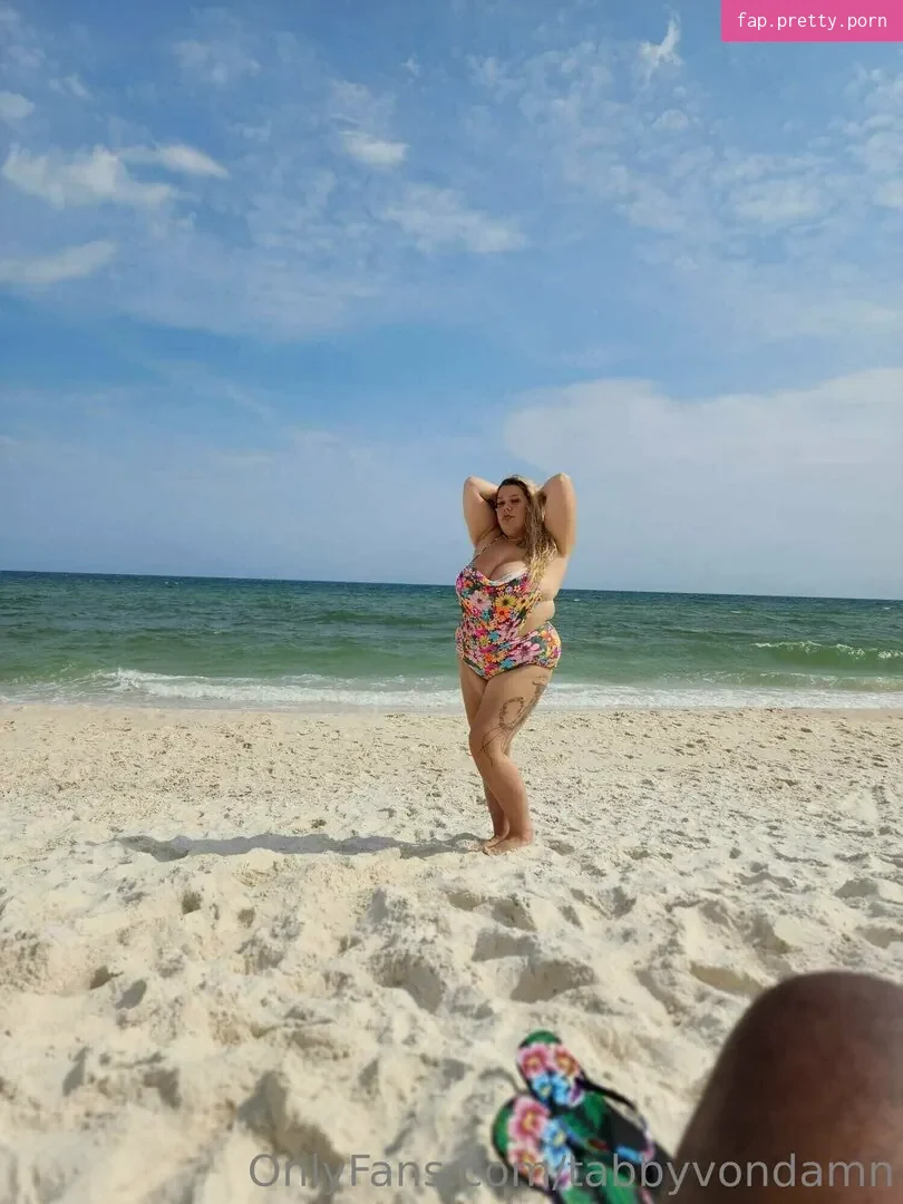 TabbyVonDAMN - Photo #25