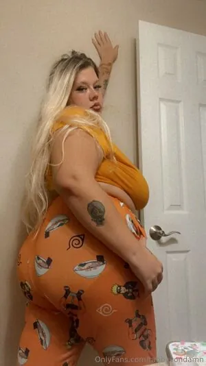 TabbyVonDAMN