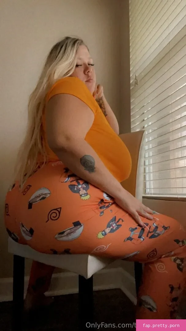 TabbyVonDAMN - Photo #84