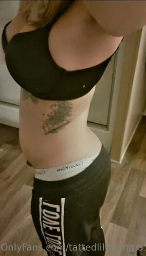 tattedlilmomma1990