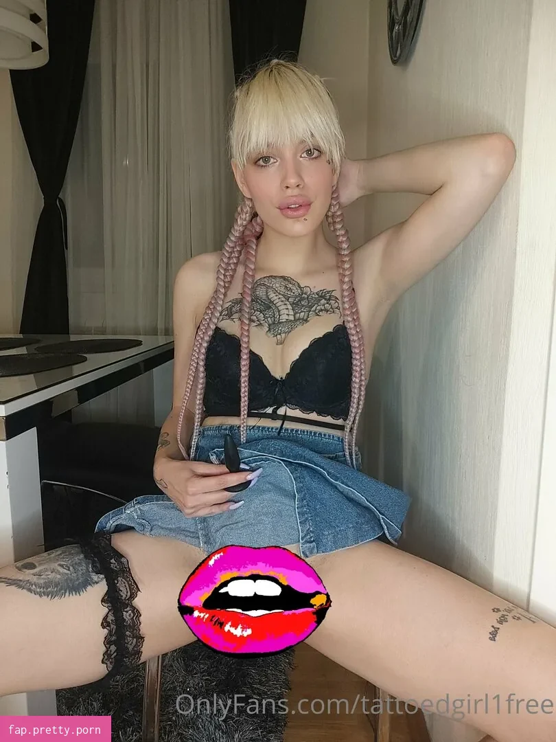 tattoedgirl1free - Photo #18