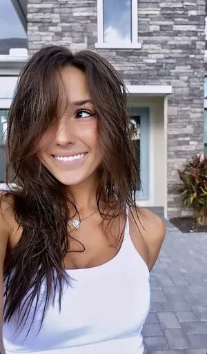 Taylor Alesia