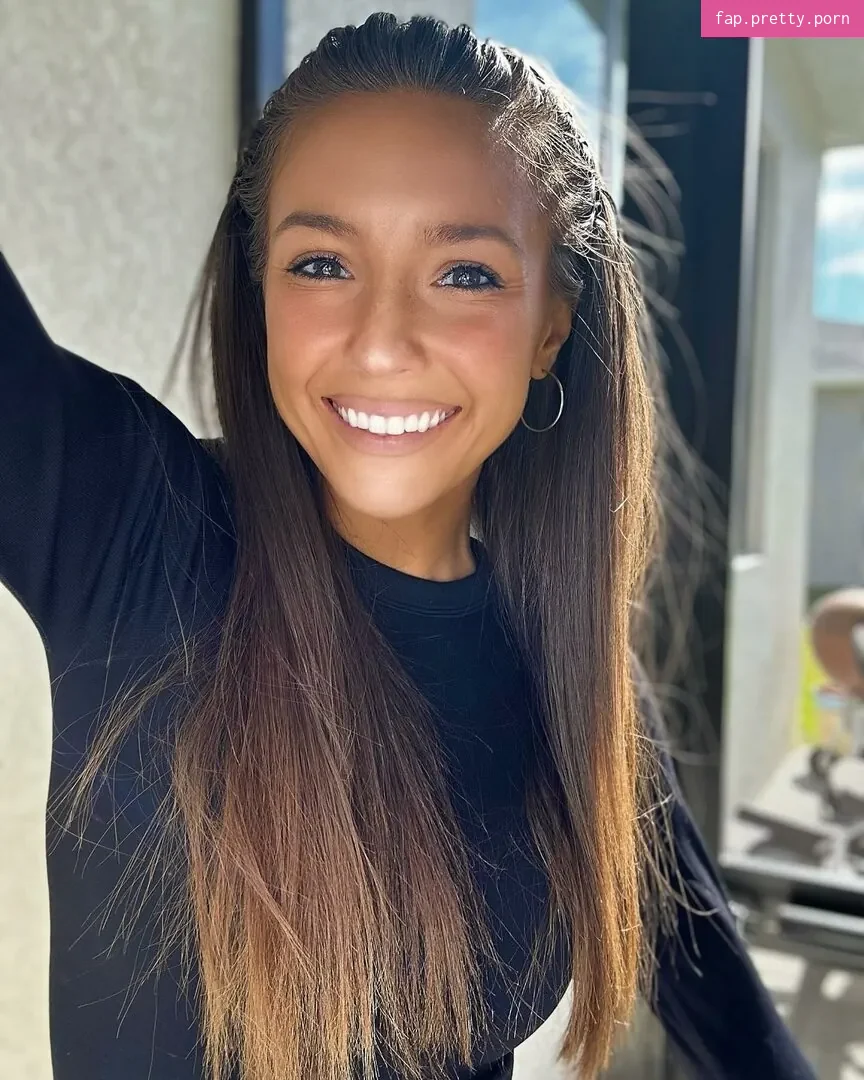Taylor Alesia - Photo #16