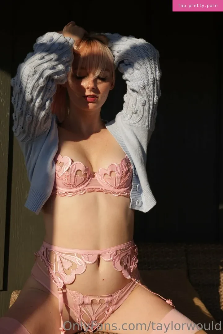 TaylorWould - Photo #59