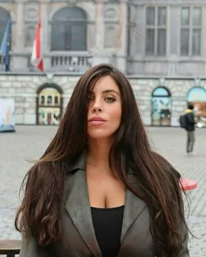 Tami Bar