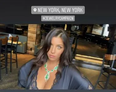 Tami Bar