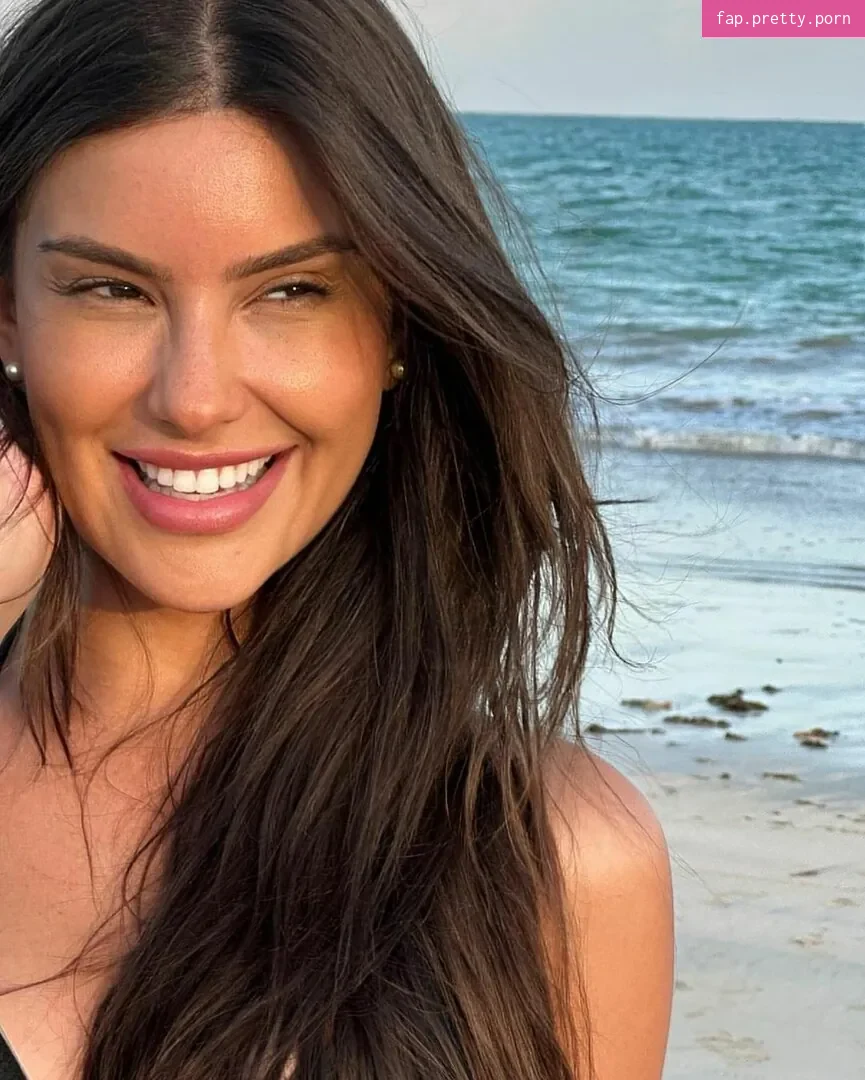 Thais Braz - Photo #13