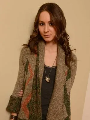 Troian Bellisario