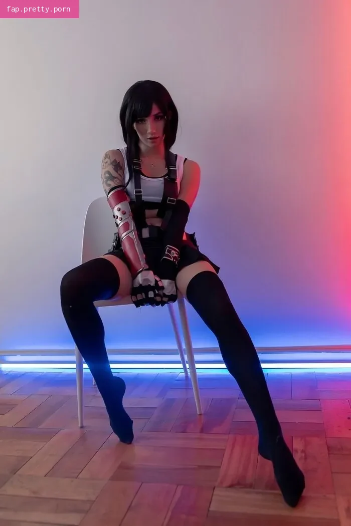 Tifa Cosplay - Photo #37