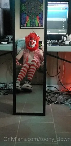 toony_clown