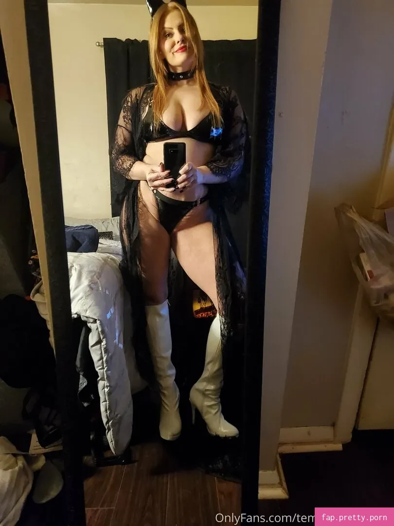 temptressqueen1 - Photo #41