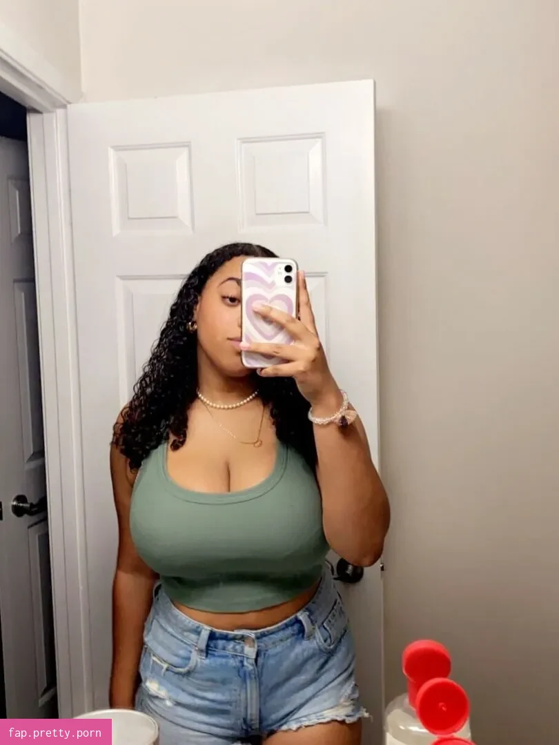 tesssabearrr - Photo #01