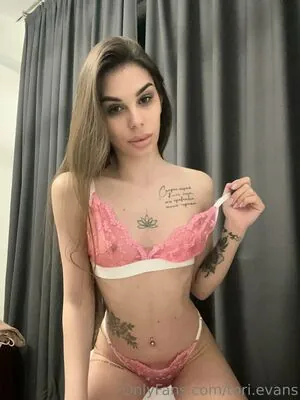 tori.evans