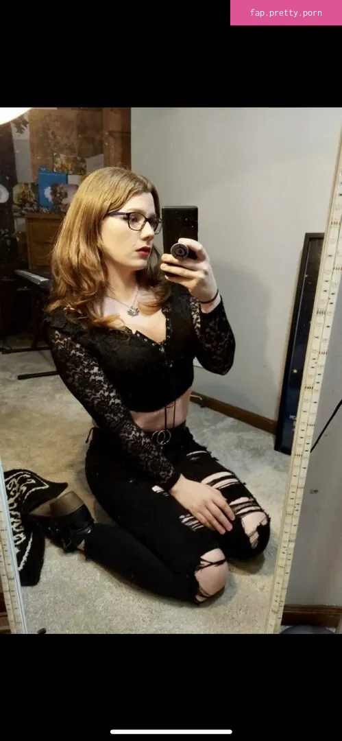 The Fiendlady - Photo #32