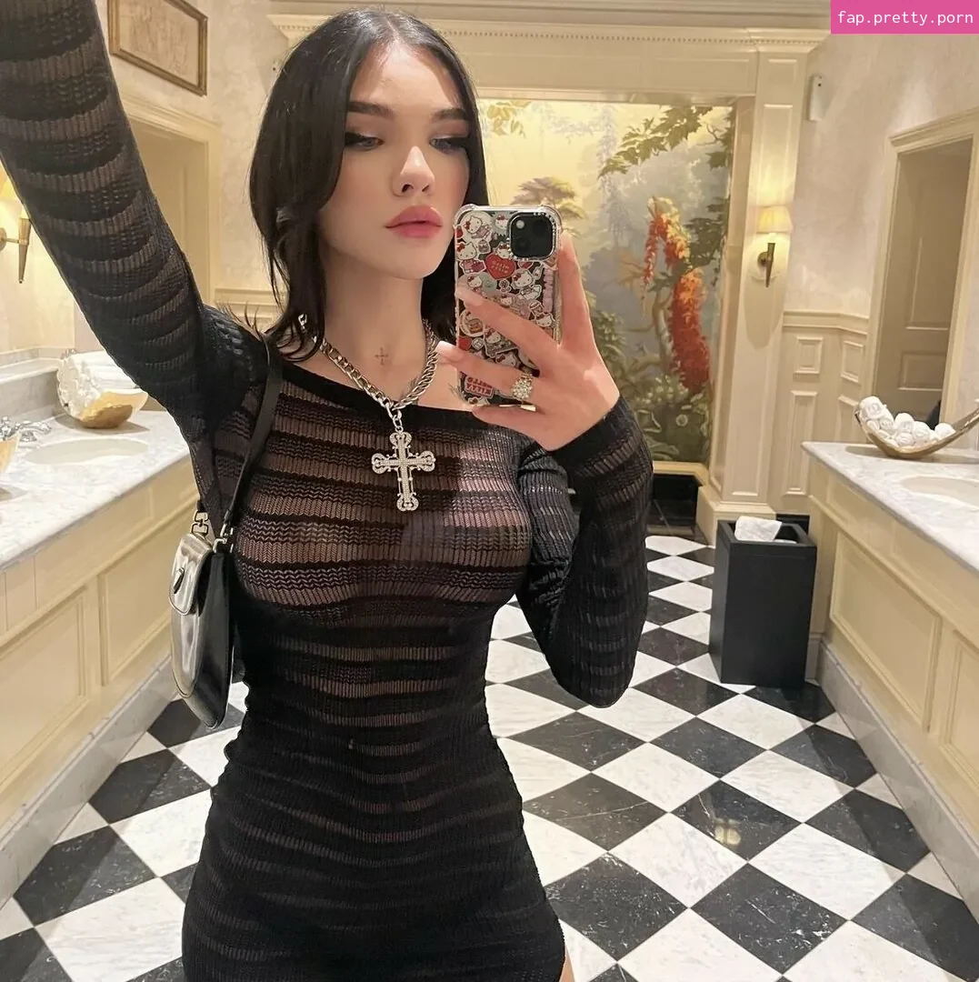 tgothgirl - Photo #05