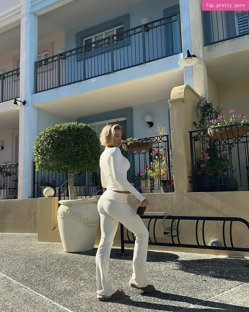 Tammy Hembrow - Photo #14