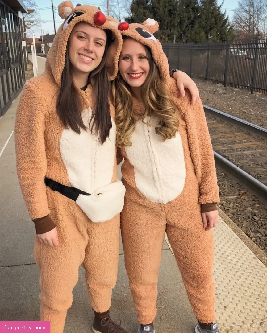 Tara Hansen - Photo #65