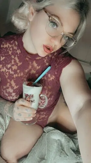 theamputeebitch