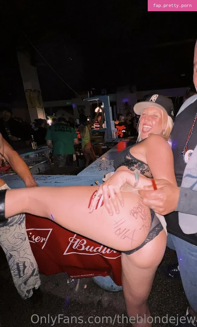theblondejew - Photo #37