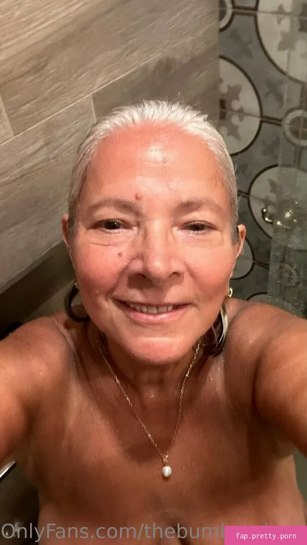 thebumbumbaroness - Photo #01